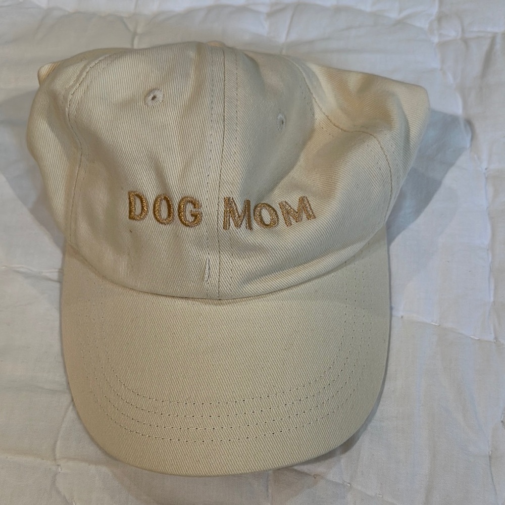 Dog Mom Cream Cap